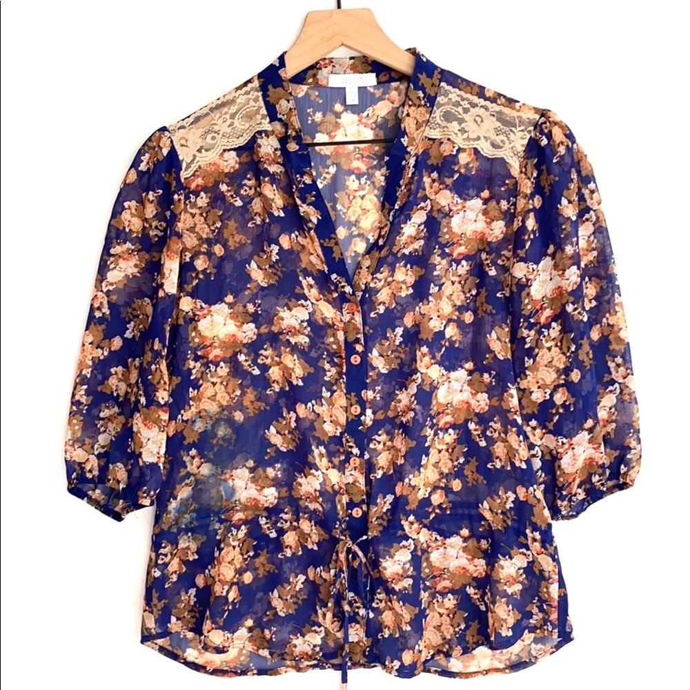deLiA*s floral 3/4 sleeve sheer‎ blouse, Size M